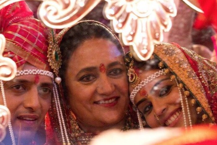 रितेश आणि जेनेलियाने एकमेकांना दहा वर्षे डेट केल्यानंतर, 03 फेब्रुवारी 2012 मध्ये लग्न केलं होतं. आज या जोडीला दोन क्युट मुलही आहेत. फोटो साभार-@geneliad/Instagram
