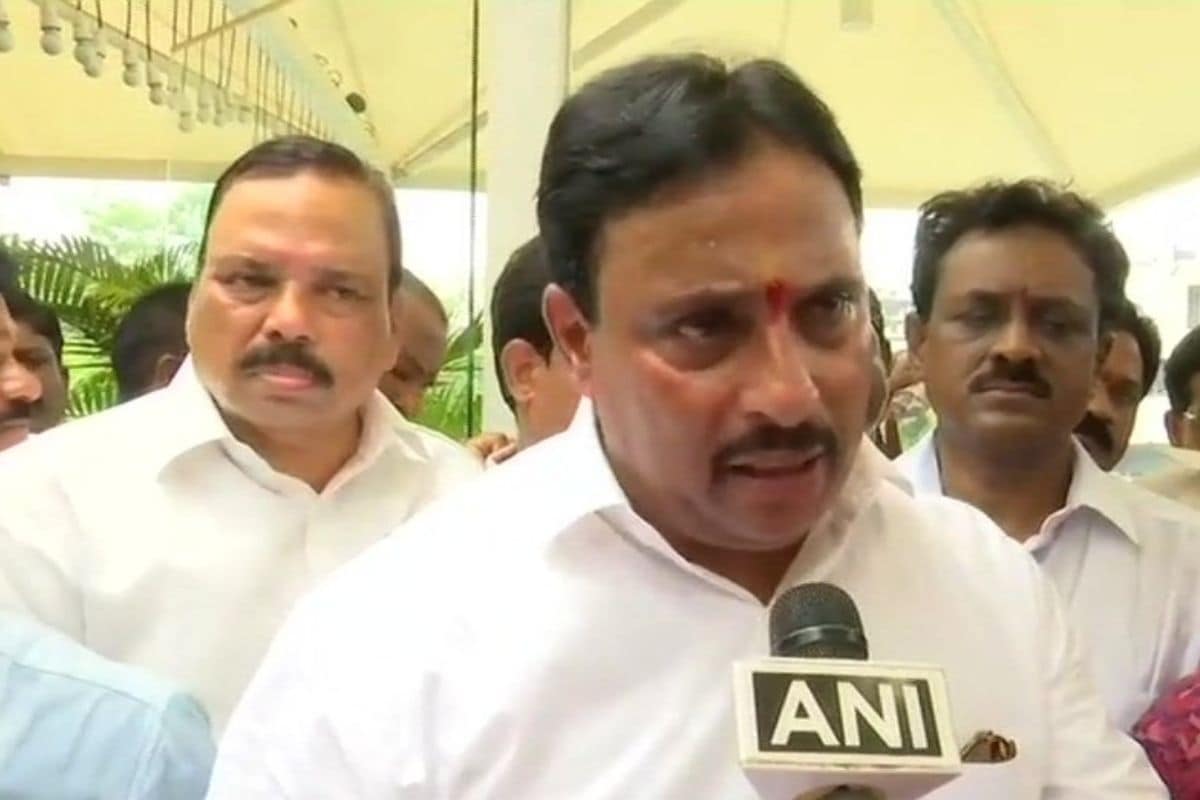 'स्थानिक खेळाडूंना घ्या, अन्यथा टीमचं नाव बदला', आमदाराची या IPL टीमला धमकी