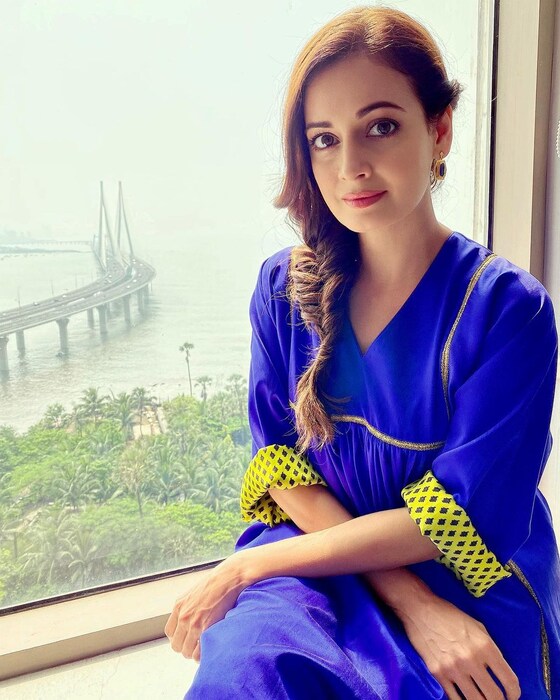 गेली अनेक वर्ष ते दोघं एकमेकांना ओळखत आहेत. यापूर्वी देखील विविध कार्यक्रमाच्या निमित्ताने त्यांचे फोटो सोशल मीडियावर चर्चेत असतं. 