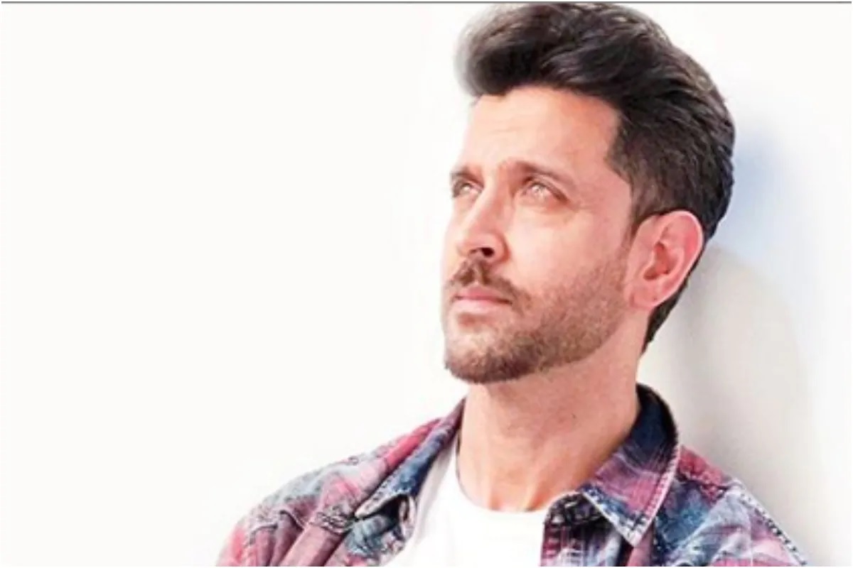 hrithik Roshan First Movie: चित्रपटाच्या यशानंतर ढसाढसा रडला अभिनेता, वडिलांनी सांगितलं कारण