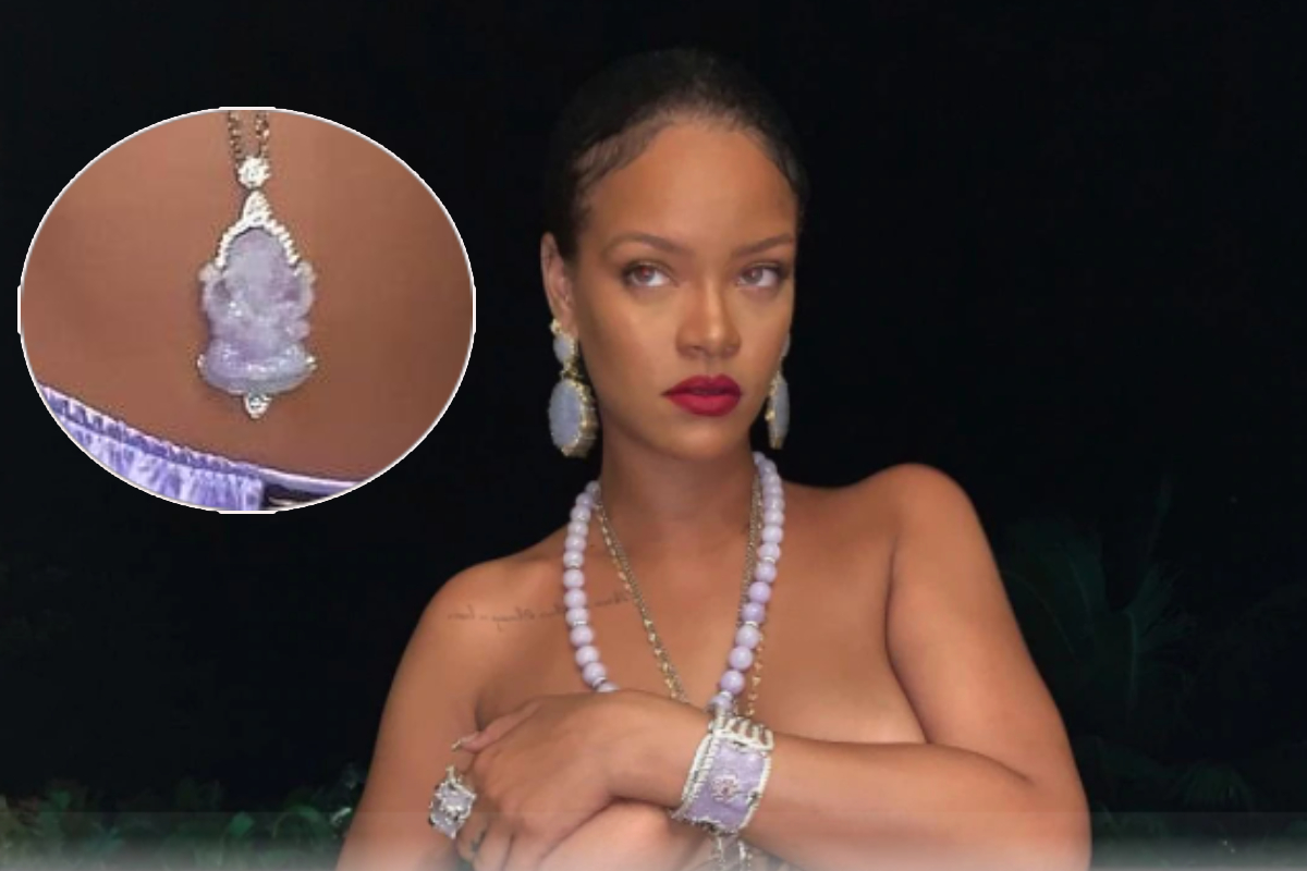 रिहाना पुन्हा एकदा वादाच्या भोवऱ्यात; गणपतीचं लॉकेट घालून केलं टॉपलेस फोटोशूट