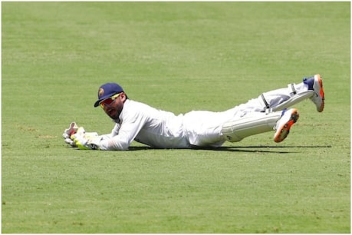 IND vs ENG : रोहित शर्मानं भर मैदानात लगावली ऋषभ पंतला थप्पड, पाहा VIDEO