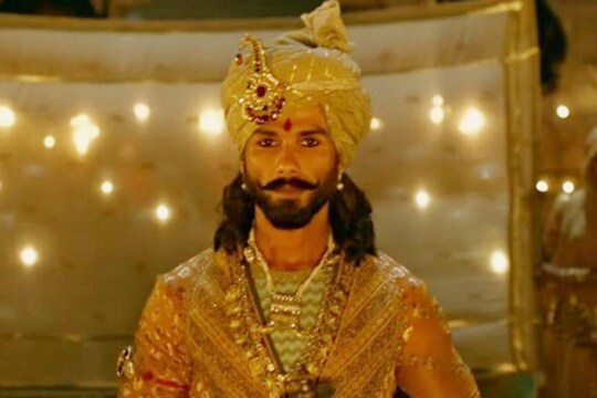 शाहिद कपूर साकारणार शिवाजी महाराजांची भूमिका?; हा निर्माता करतोय चित्रपटाची निर्मिती