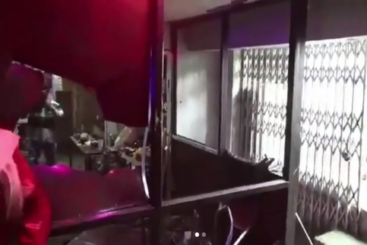 व्हॅलेंटाईन डेला रेस्टॉरंट आणि हुक्काबारमध्ये भाजप-शिवसेनेकडून तोडफोड