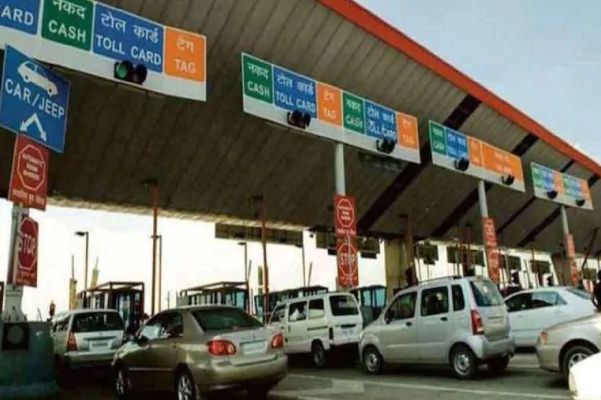 आज मध्यरात्रीपासून FASTag बंधनकारक; जाणून घ्या कसा रिचार्ज कराल