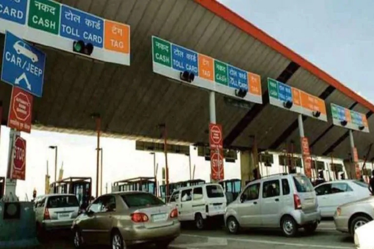 FASTag असूनही 'या' कारणामुळे भरावा लागू शकतो दुप्पट टोल