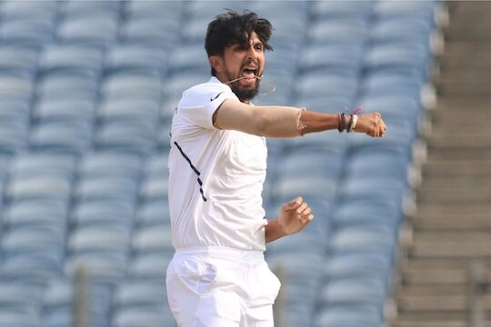 Ind vs Eng: इशांत शर्माच्या 300 विकेट्स पूर्ण; अनिल कुंबळे आणि कपिल देव यांच्या यादीत मिळवलं स्थान