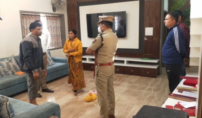 '...तर आम्ही पुन्हा येऊ,' 23 लाखांचा ऐवज नेत घरातून जाताना दरोडेखोरांनी दिली धमकी