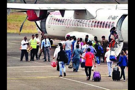 'बेळगावला शक्य, मग महाराष्ट्राला का नाही?' संतप्त कोल्हापूरकरांचा ठाकरे सरकारला सवाल