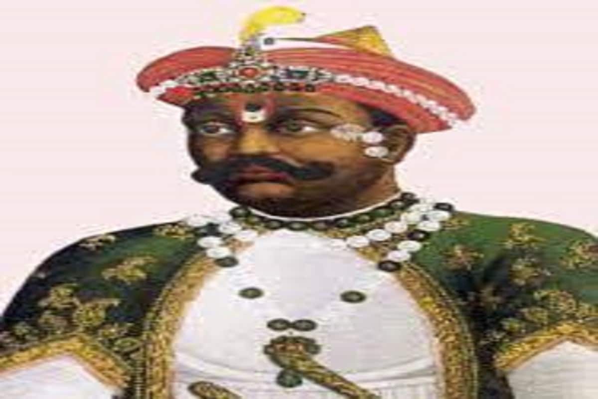 महादजी शिंदे हे मराठा सरदार होते. शासक होते. ग्वाल्हेर संस्थानचा कारभार बघणारे राजे महादजी हे सरदार राणोजी राव यांचे पाचवे पुत्र होते. 12 फेब्रुवारी 1794 मध्ये त्यांचा मृत्यू झाला. महादजी शिंदे हे मराठा सरदार होते. शासक होते. ग्वाल्हेर संस्थानचा कारभार बघणारे राजे महादजी हे सरदार राणोजी राव यांचे पाचवे पुत्र होते. 12 फेब्रुवारी 1794 मध्ये त्यांचा मृत्यू झाला.