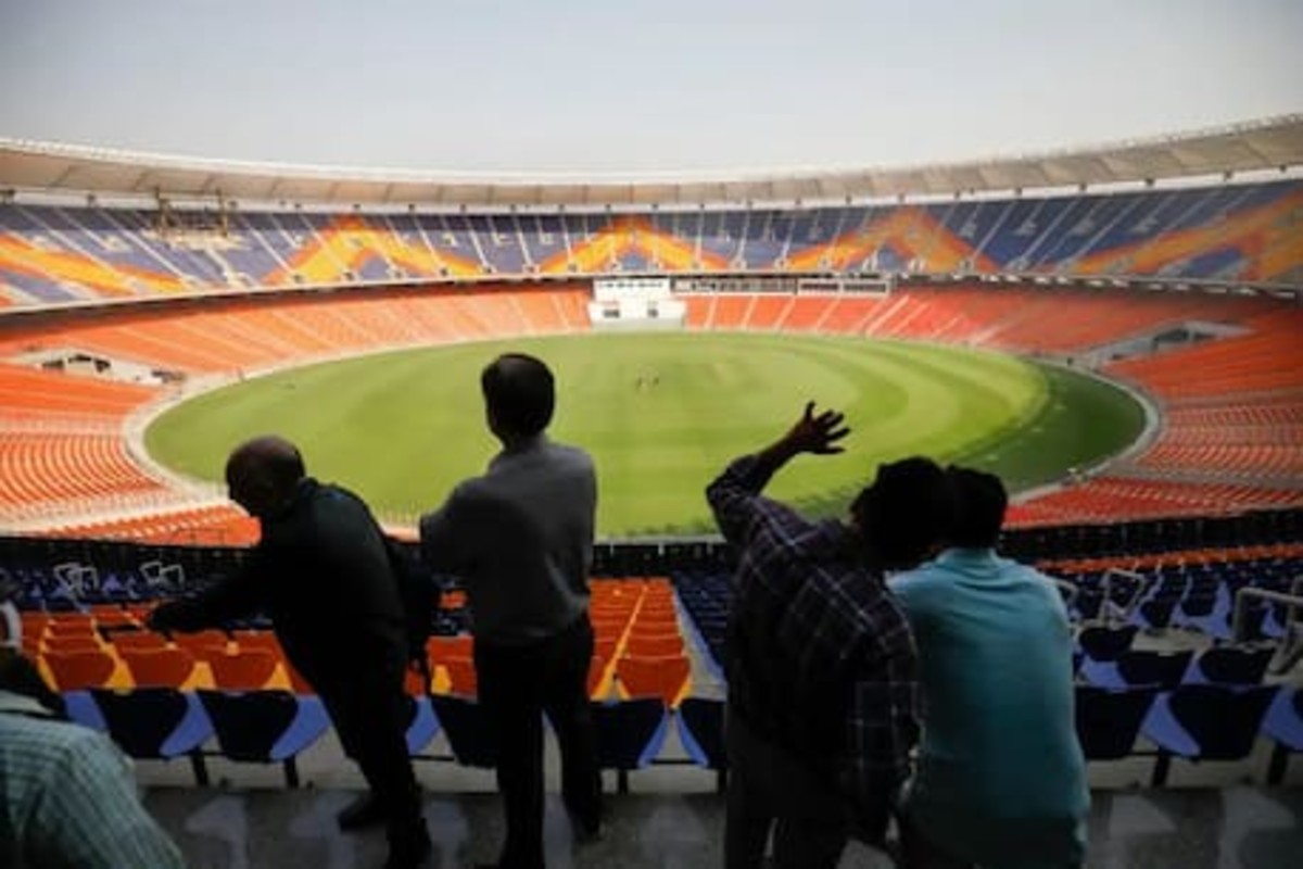 IND vs ENG : जगातील सर्वात मोठ्या स्टेडियमची नामुश्की टाळण्यासाठी BCCI करणार ‘ही’ युक्ती!