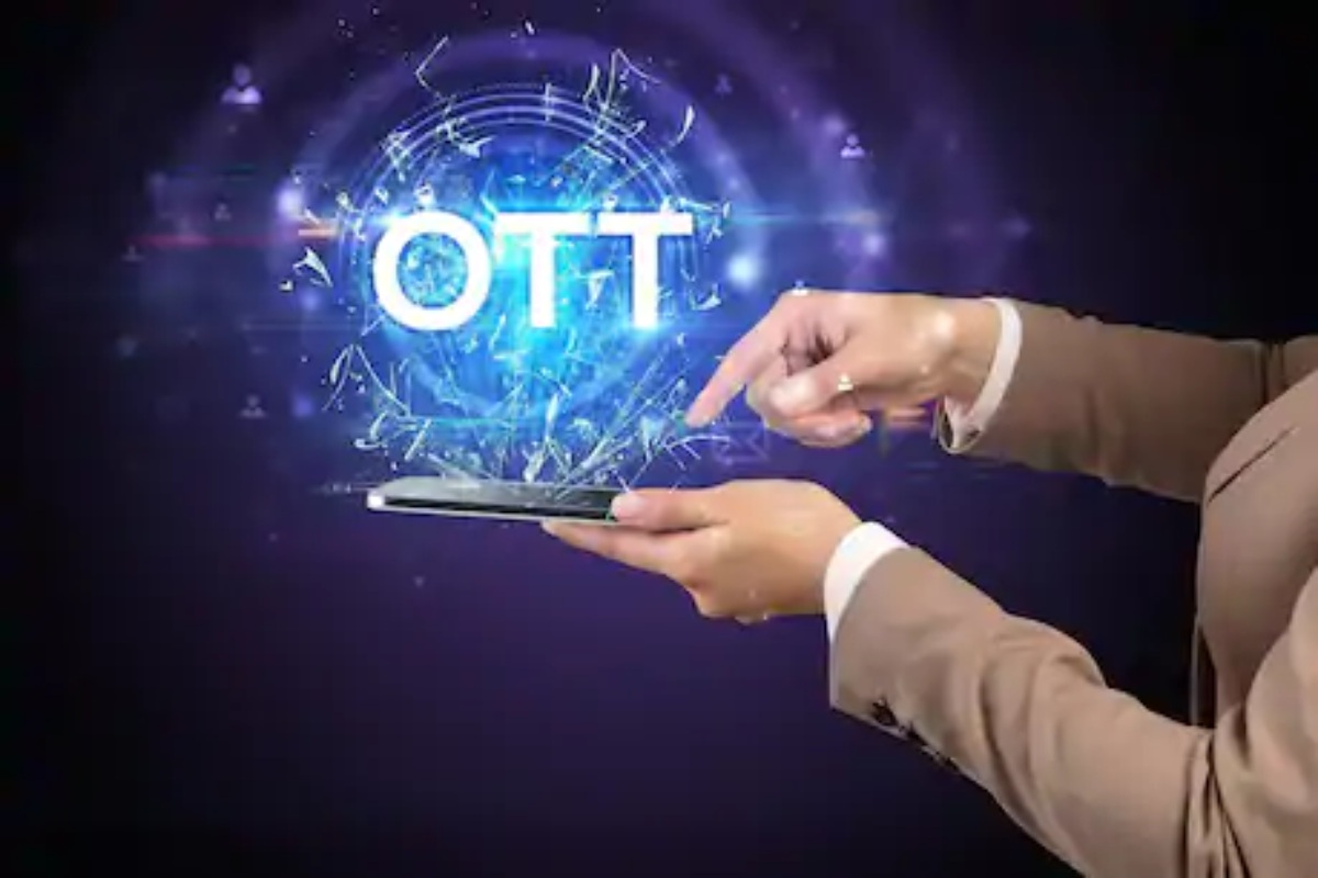 OTT वर पॉर्नोग्राफीचा भडीमार; सर्वोच्च न्यायालयानं म्हटलं, स्क्रीनिंग गरजेचं