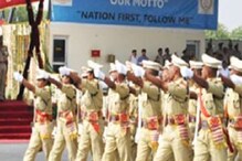 एकीकडे पोलीस भरतीची ऑफर, दुसरीकडे सरपंचपद; अजयने निवडला गावाचा मार्ग! एकीकडे पोलीस भरतीची ऑफर, दुसरीकडे सरपंचपद; अजयने निवडला गावाचा मार्ग!