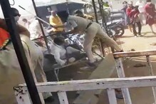 संजय राठोड मंदिरात पोहोचले, समर्थकांवर जोरदार लाठीचार्ज LIVE VIDEO संजय राठोड मंदिरात पोहोचले, समर्थकांवर जोरदार लाठीचार्ज LIVE VIDEO