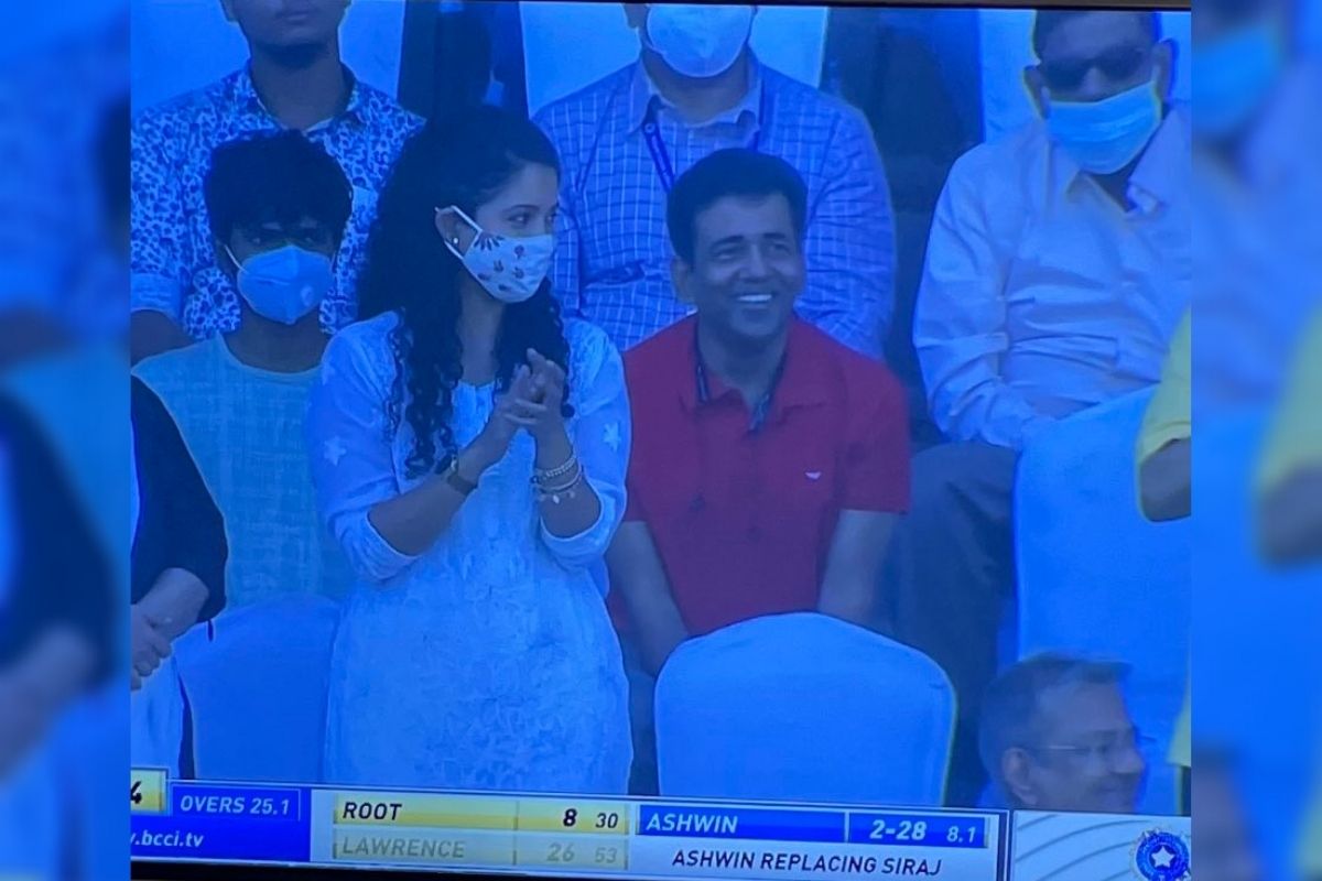 IND vs ENG: चार दिवसांत पहिल्यांदाच दिसली 'मॅन ऑफ द मॅच'ची बायको; प्रीती अश्विनची रिअॅक्शन वाचाच...