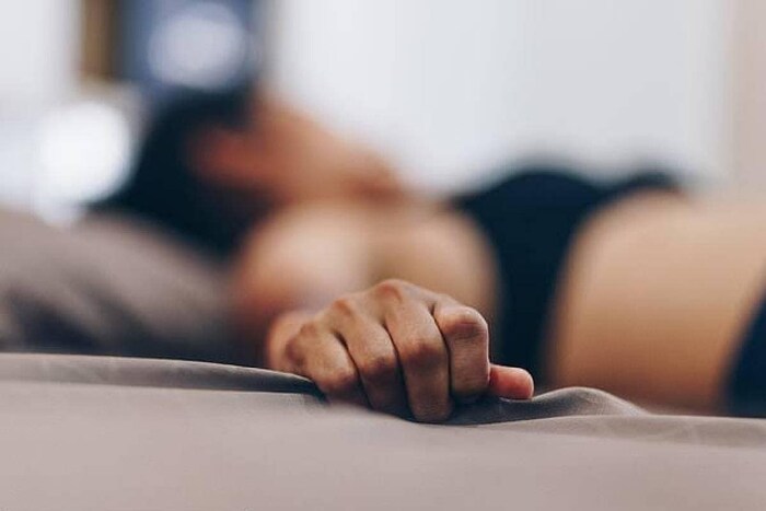 सेक्समध्ये मोठ्या प्रमाणात शारीरिक ऊर्जा वापरली जाते. त्यामुळं लस घेतल्यानंतर अधिक ऊर्जा लागणाऱ्या सेक्ससारख्या कोणत्याही क्रिया करू नयेत, असा सल्ला आम्ही नागरिकांना देतो, असं त्यांनी यावेळी सांगितलं