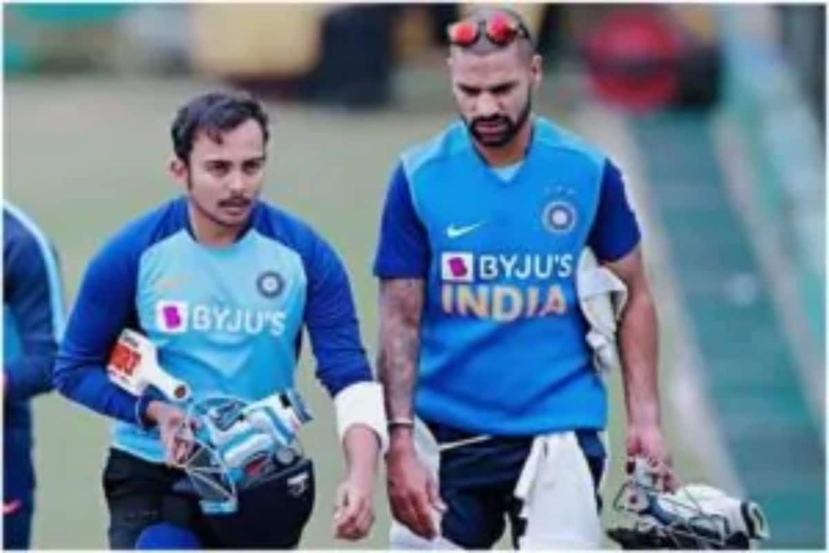 श्रेयस अय्यरच्या या धमाकेदार खेळीमुळे मुंबईच्या संघाने राजस्थानविरुद्ध 50 षटकांत सात गडी गमावून 317 धावांचं लक्ष्य ठेवू शकला. अय्यर व्यतिरिक्त यशस्वी जयस्वालने 38, पृथ्वी शॉने 36 आणि सूर्यकुमार यादवने 29 धावांचं योगदान दिलं आहे. (फोटो- Prithivi Shaw/Instagram) श्रेयस अय्यरच्या या धमाकेदार खेळीमुळे मुंबईच्या संघाने राजस्थानविरुद्ध 50 षटकांत सात गडी गमावून 317 धावांचं लक्ष्य ठेवू शकला. अय्यर व्यतिरिक्त यशस्वी जयस्वालने 38, पृथ्वी शॉने 36 आणि सूर्यकुमार यादवने 29 धावांचं योगदान दिलं आहे. (फोटो- Prithivi Shaw/Instagram)
