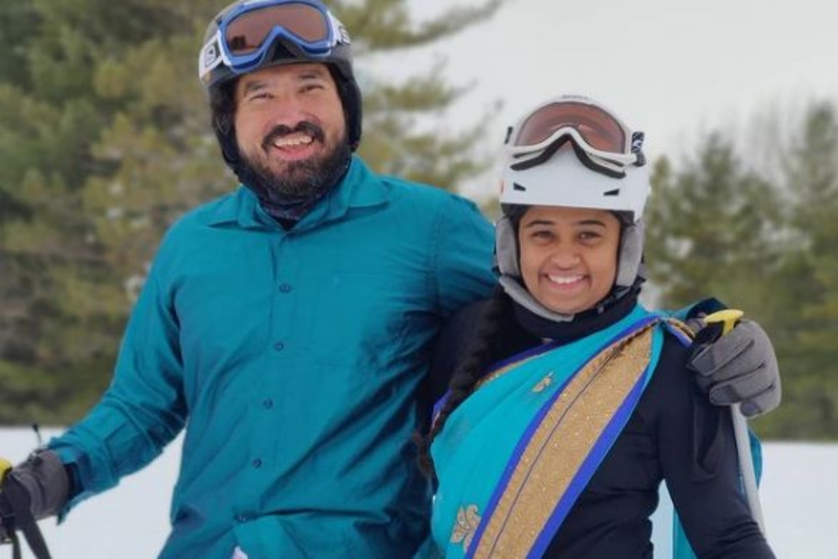 महिलेनं चक्क साडी नेसून केलं स्कीइंग, VIDEO VIRAL