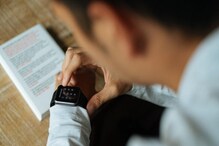 आता Facebook ही लाँच करणार Smart Watch; जाणून घ्या काय असतील फीचर्स आता Facebook ही लाँच करणार Smart Watch; जाणून घ्या काय असतील फीचर्स