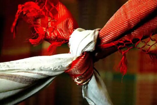 Wedding in Space : आता थेट अवकाशातच बांधा लग्नगाठ; अंतराळातही करता येणार विवाह सोहळा