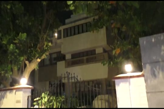 मुंबईच्या हायप्रोफाइल भागात मर्डर, चोरीसाठी वयस्कर महिलेला बांधून ठेवून घेतला जीव