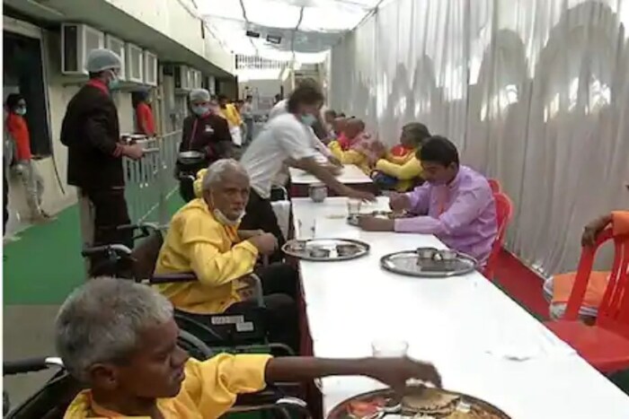 रमेशच्या कुटुंबीयांनी त्यांची ओळख पटवली आहे, पण ते अजूनही रमेशला सोबत ठेवण्यास तयार नाहीत. त्यांनी एनजीओच्या सदस्यांना सांगितलं की, रमेश जर दारू सोडणार असतील; तर त्यांना आपल्याकडे ठेवून घेतील.
