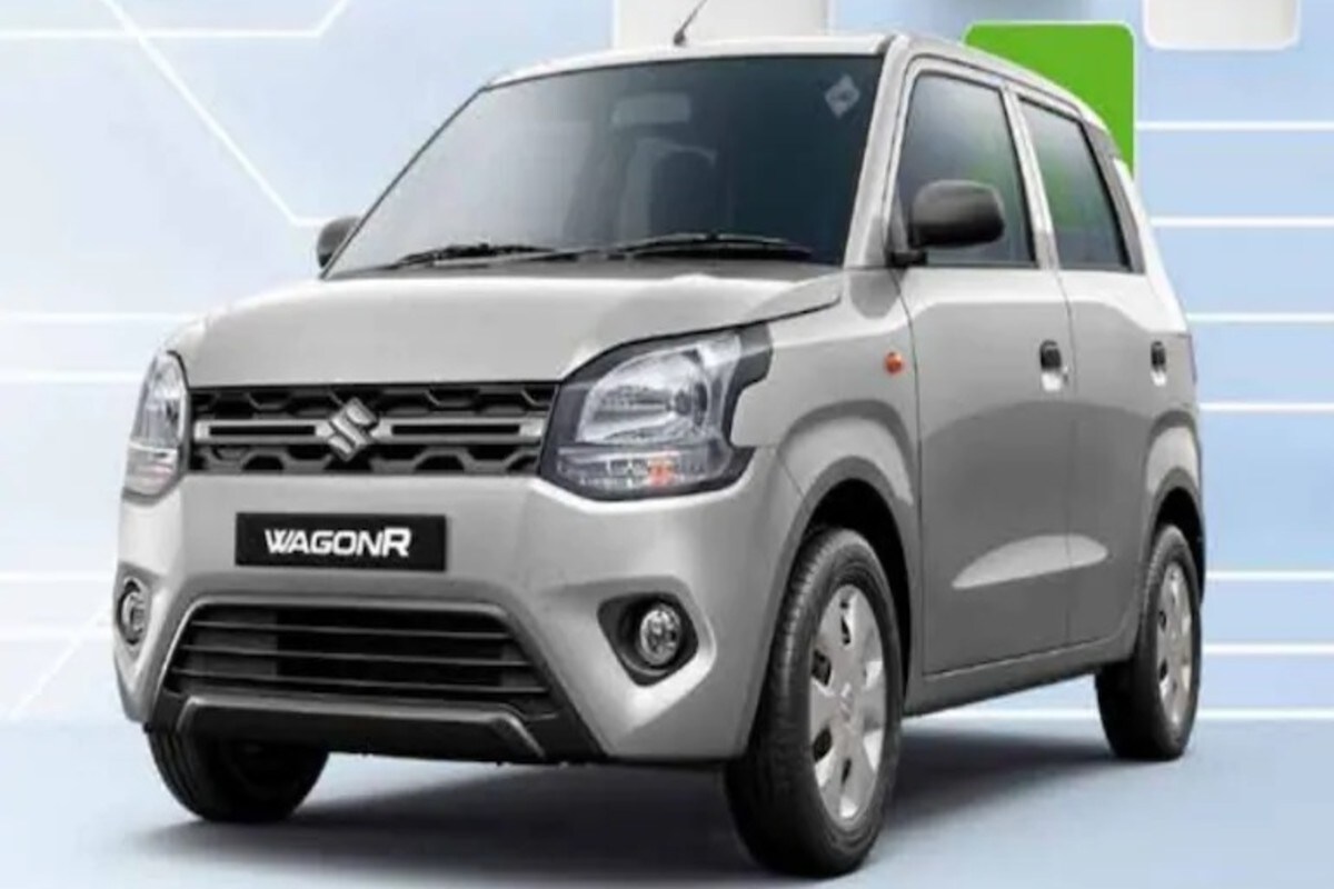 मारुती कंपनीची वॅगनार कार (wagonr car) देशातील सर्वात जास्त मायलेज देणाऱ्या सीएनजी कारपैकी एक आहे. कंपनीने केलेल्या दाव्यानुसार, 7 लाख रुपयांपेक्षा कमी किंमतीची ही कार एक किलोग्रॅम गॅसमध्ये 32 किलोमीटरपेक्षा अधिक प्रवास करू शकते. त्यानुसार, या कारने दिल्ली ते जयपूरचा प्रवास 450 रुपयांपेक्षा कमी किमतीत करता येईल.