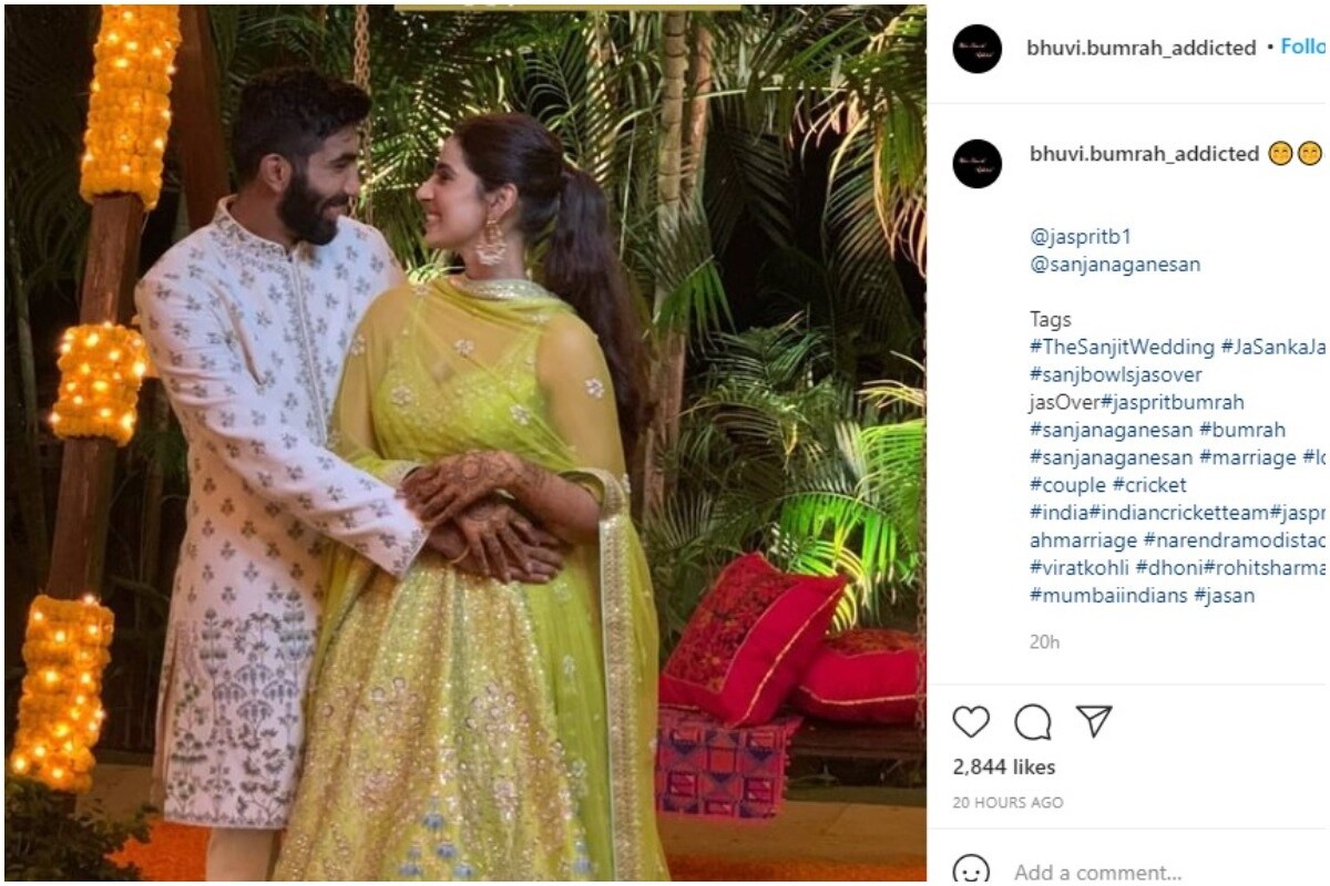 संजना आणि बुमराहने फक्त त्यांच्या लग्नाचे फोटो सोशल मीडियावर पोस्ट केले असले, तरी आता त्यांच्या मेहेंदी आणि हळदीच्या सोहळ्याचे फोटोही बाहेर आले आहेत. संजना आणि बुमराहने फक्त त्यांच्या लग्नाचे फोटो सोशल मीडियावर पोस्ट केले असले, तरी आता त्यांच्या मेहेंदी आणि हळदीच्या सोहळ्याचे फोटोही बाहेर आले आहेत.