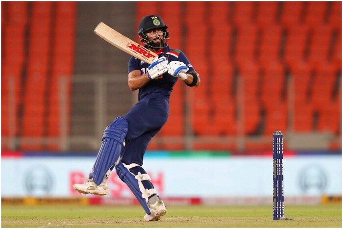 विराट कोहलीने त्याचं शेवटचं शतक नोव्हेंबर 2019 मध्ये केलं होतं. जर कोहलीला पुण्यातल्या पहिल्या वनडेमध्ये शतक करता आलं तर त्याच्या नावावर अनेक रेकॉर्ड होऊ शकतात. एक शतक करताच विराट कोहली भारतात सर्वाधिक वनडे शतक करण्याच्या सचिन तेंडुलकरच्या विक्रमाशी बरोबरी करेल. 