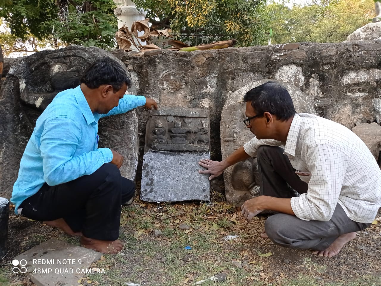 बालगाव शिलालेख