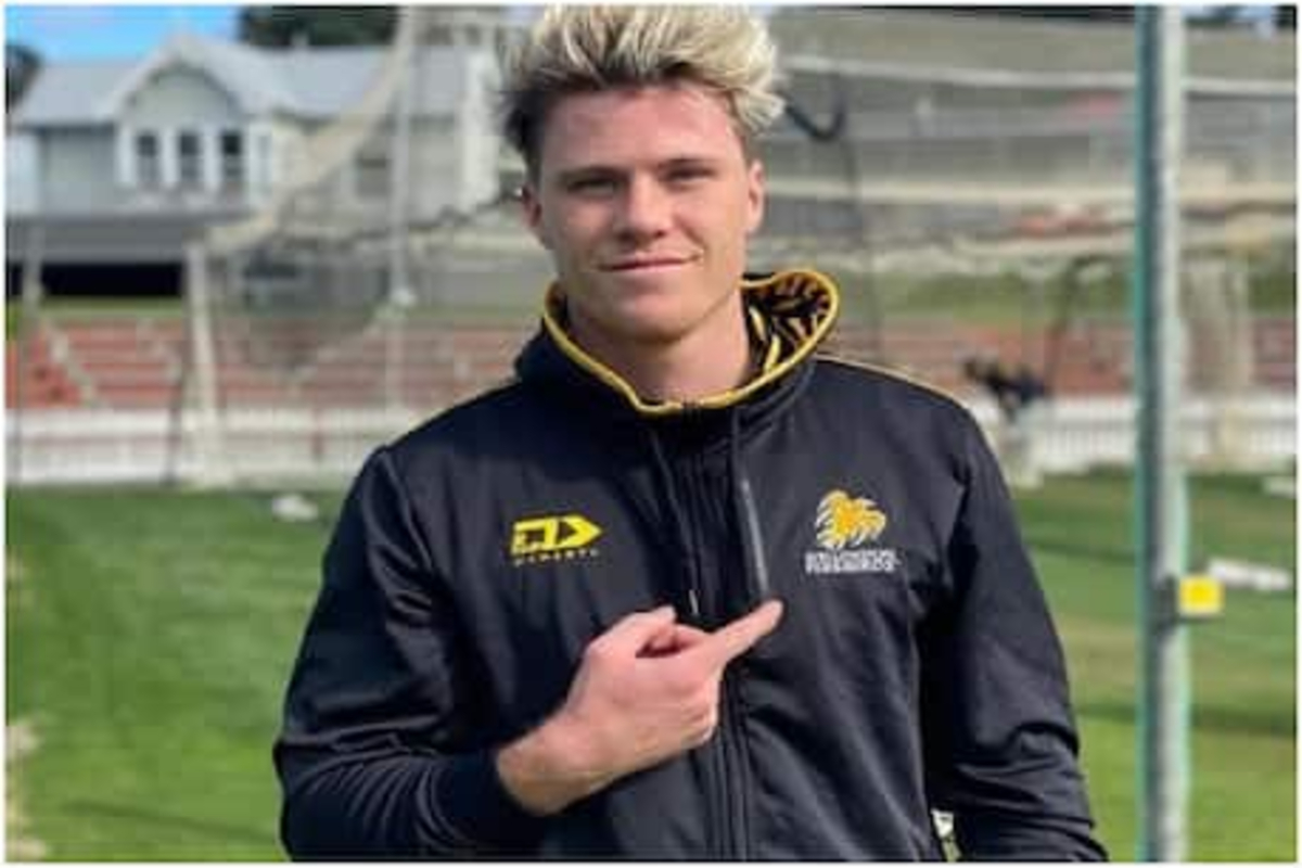 IPL 2021 : विराटच्या RCB मध्ये नवा गडी, स्ट्राईक रेट 180, मारतो मोठे सिक्स