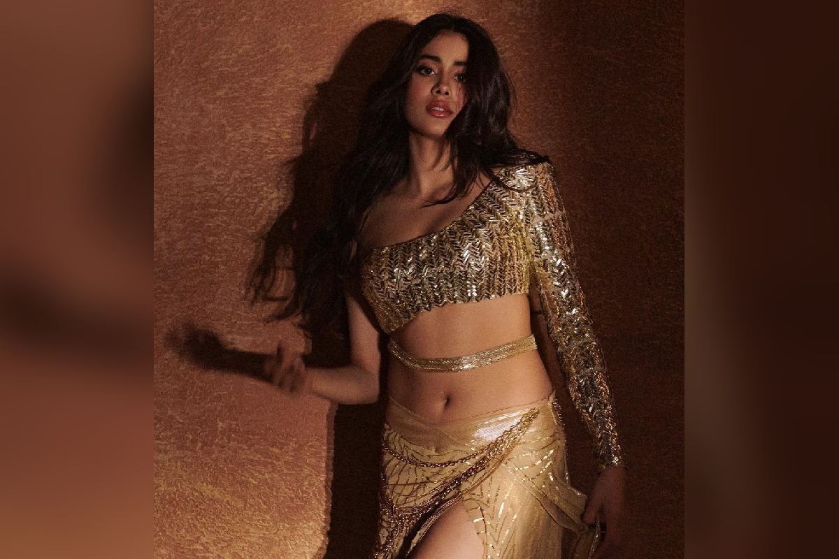 तमिळ चित्रपटाला जान्हवीचा नकार; हा अभिनेता ठरला वादाचं कारण