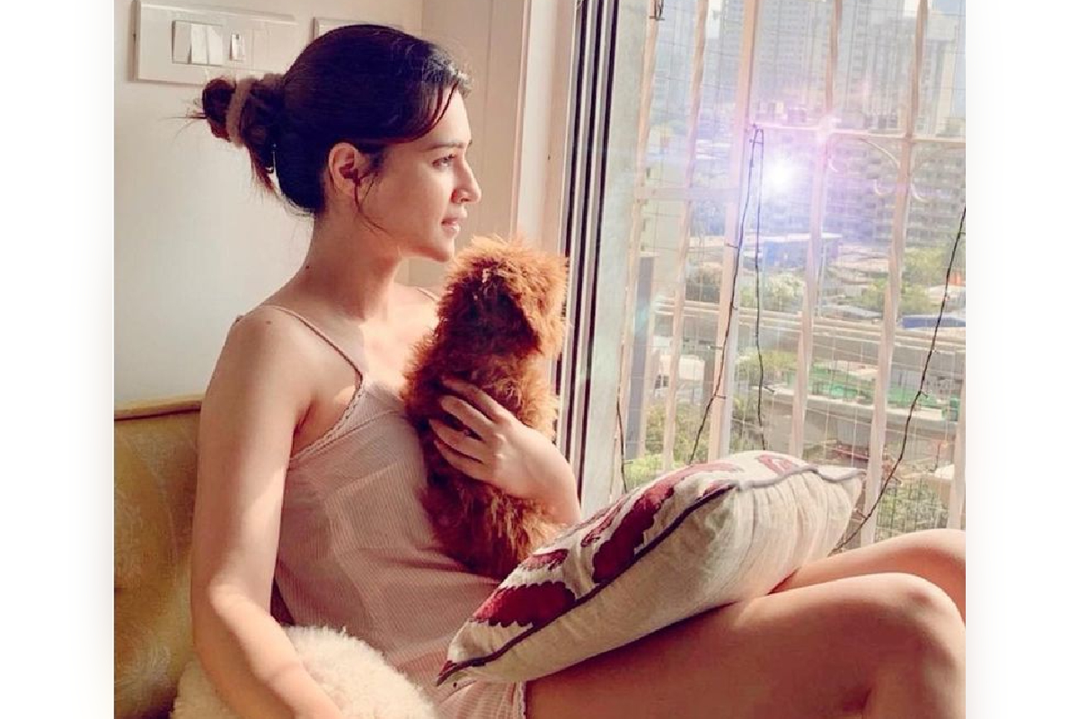 ना दीपिका ना अनुष्का... या अभिनेत्रीनं मारली बाजी; आदिपुरुषमध्ये साकारणार सीता