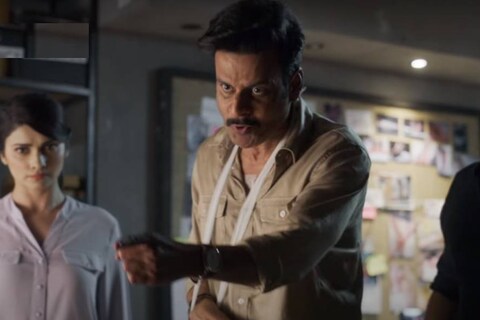अभिनेता मनोज वाजपेयी (Manoj Bajpayee) याला देखील कोरोनाची लागण झाली होती. मात्र ही लागण त्याला इतर कोणाच्या तरी निष्काळजीपणामुळं झाली असा दावा त्यानं केलं आहे. 