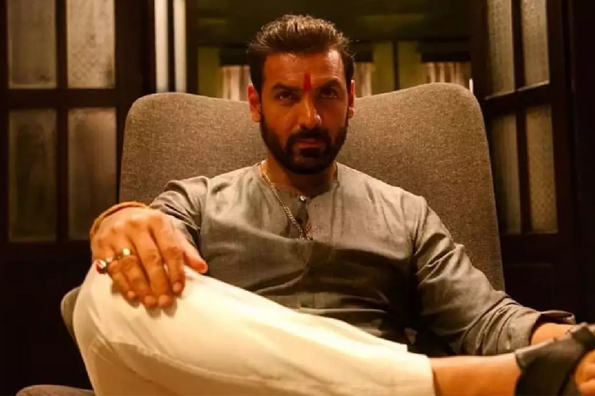 ‘OTT च्या कुबड्या वापरणार नाही’; जॉन अब्राहमनं ऑनलाईन चित्रपटांची उडवली खिल्ली