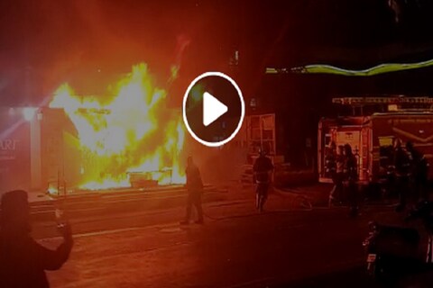 एटीएमला आज पहाटे आग (Navi Mumbai Fire) लागल्याची घटना घडली आहे. 