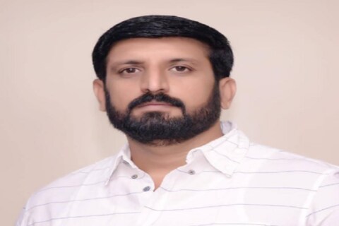 Pune Gangster Nilesh Ghayval : निलेश घायवळ याच्यावर एमपीडीए अंतर्गत धोकादायक व्यक्ती म्हणून स्थानबद्धतेची कारवाई करण्यात आली आहे.