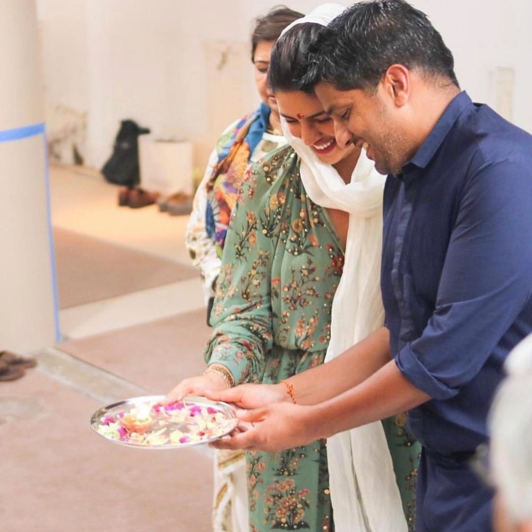 परंतु प्रियाका आता केवळ अभिनसृष्टीतच कार्यरत नाही तिनं आपलं प्रभावक्षेत्र वाढवण्याचा निर्णय घेतला आहे. (Photo credit Instagram) परंतु प्रियाका आता केवळ अभिनसृष्टीतच कार्यरत नाही तिनं आपलं प्रभावक्षेत्र वाढवण्याचा निर्णय घेतला आहे. (Photo credit Instagram)