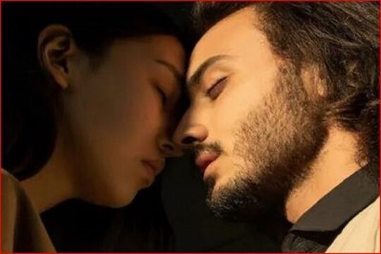 शारीरिक कमजोरी दूर करायची असेल तर खजूर आणि दूध नक्की प्यावं.

