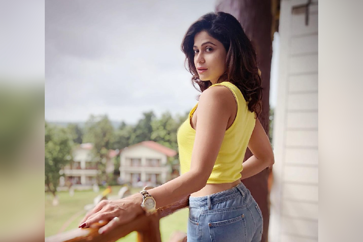 ‘माझ्यासाठी कोणीतरी नवरा शोधा’; 42 वर्षीय अभिनेत्रीला करायचंय लग्न