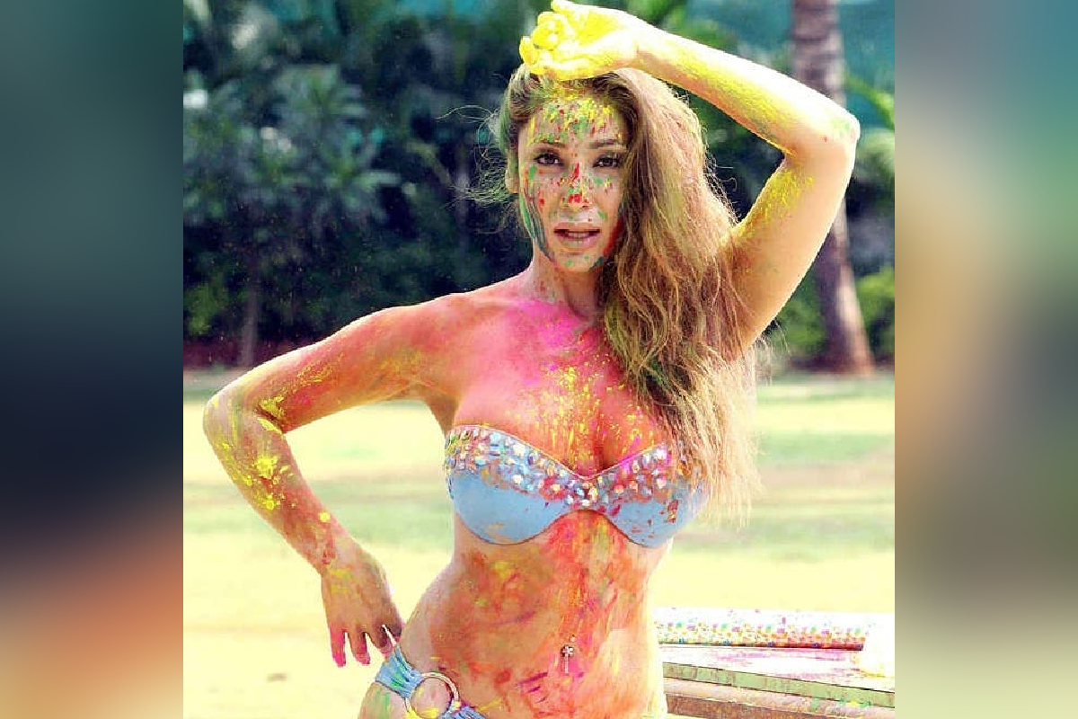 ‘अन् त्यानं माझ्या स्कर्टमध्ये हात घातला’; अभिनेत्रीनं सांगितलं होळी न खेळण्याचं कारण