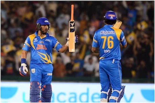 6,6,6,6... युवराज सिंगचा जुना अवतार, सहा सिक्स लगावत जागवल्या आठवणी; पाहा VIDEO