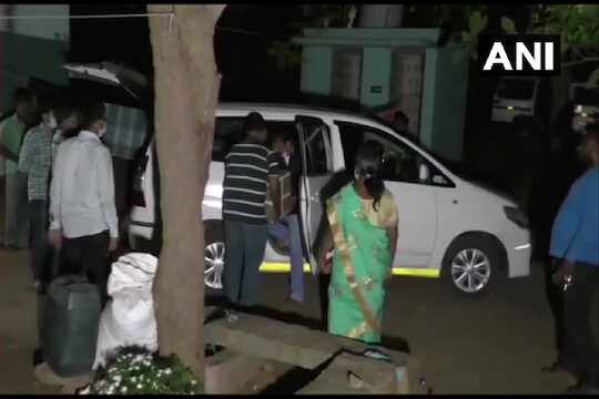 आमदाराच्या ड्रायव्हरकडे 1 crore सापडल्याने खळबळ, Income Tax ची छापेमारी