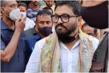 संतापलेल्या केंद्रीय मंत्र्याने लगावली एकाला थप्पड? दिलं असं स्पष्टीकरण संतापलेल्या केंद्रीय मंत्र्याने लगावली एकाला थप्पड? दिलं असं स्पष्टीकरण