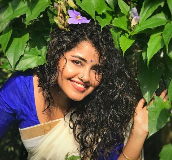 बीसीसीआयच्या एका अधिकाऱ्याने दिलेल्या माहितीनुसार, बुमराहने आपल्या लग्नाच्या तयारीसाठी सुट्टी घेतली आहे. बीसीसीआयच्या एका अधिकाऱ्याने दिलेल्या माहितीनुसार, बुमराहने आपल्या लग्नाच्या तयारीसाठी सुट्टी घेतली आहे.