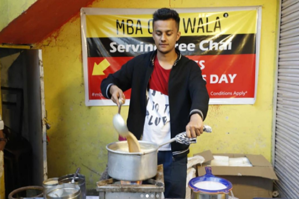 MBA Chaiwala! डिग्री सोडून चहा विकतोय हा तरुण; आज करोडोमध्ये आहे कमाई