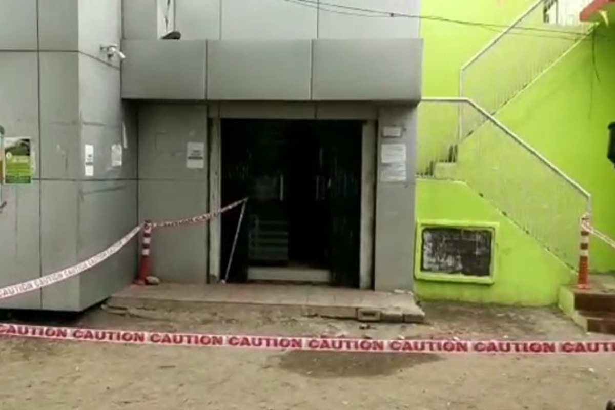 चंद्रपूरमध्ये बँक ऑफ महाराष्ट्रावर दरोडा, 6 लाखांची रोकड आणि 10 तोळे सोनं लंपास