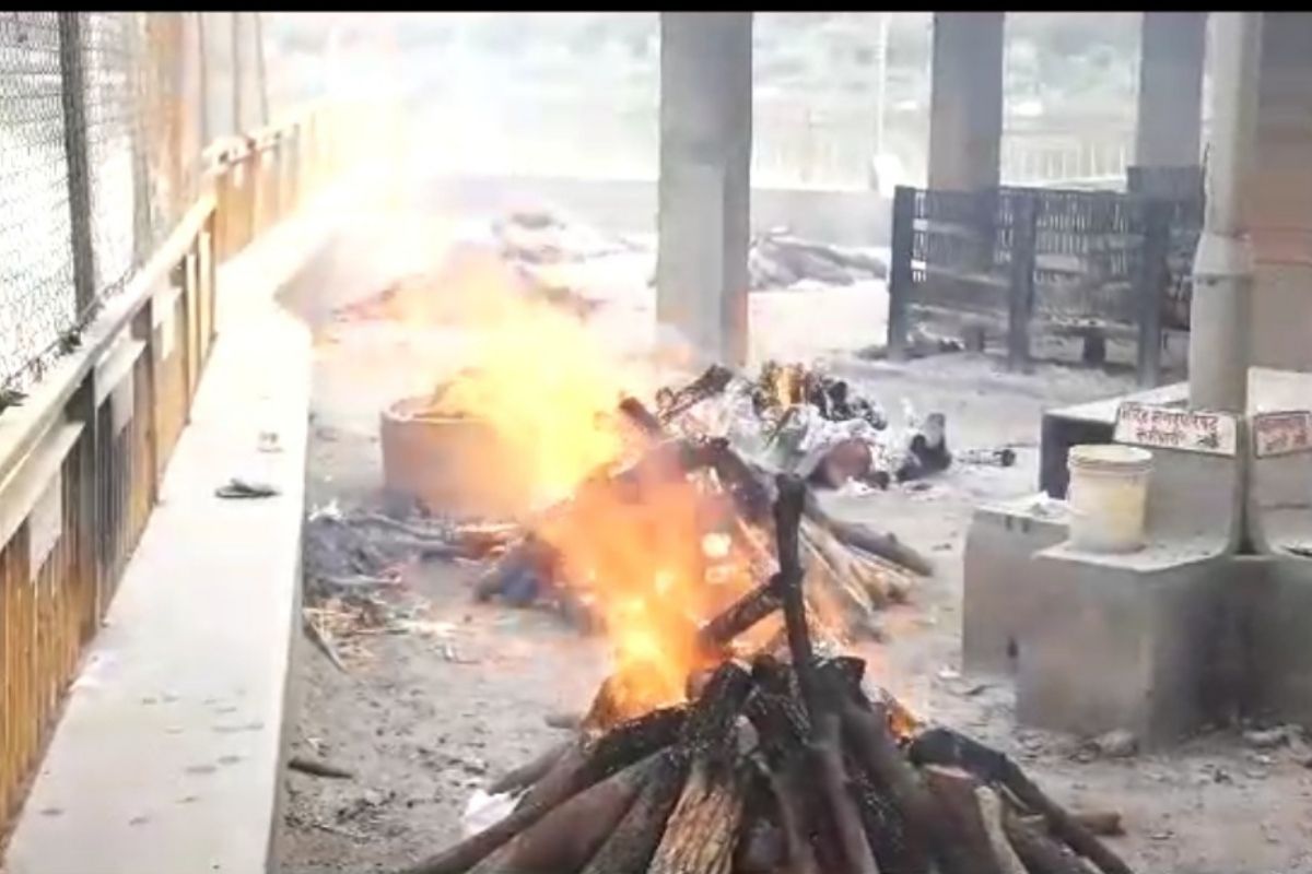 नांदेडमध्ये कोरोनाचा कहर, अंत्यविधीसाठी मृतदेह वेटिंगवर