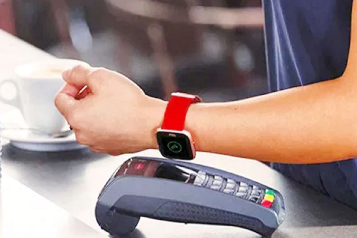 कोणतंही कार्ड किंवा ॲपची नाही गरज; आता तुमच्या हातातील घड्याळानेच करा पेमेंट
