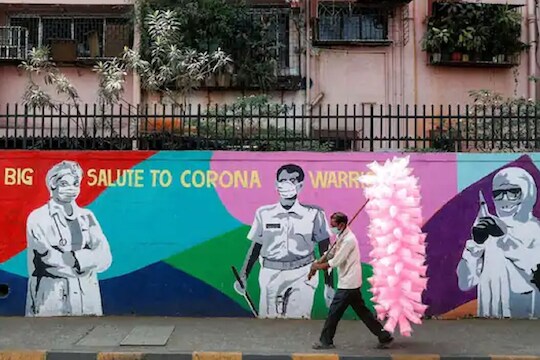 कोरोनाच्या दुसऱ्या लाटेसाठी सज्ज राहा, केंद्राने दिला राज्य सरकारला धोक्याचा इशारा
